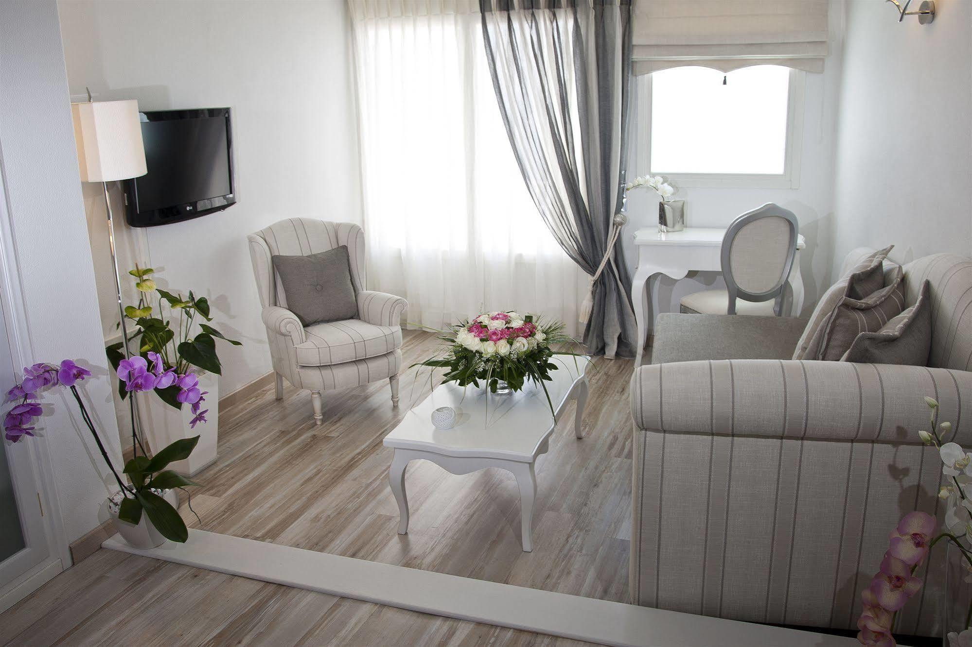 Delfini Villas Oia  Esterno foto