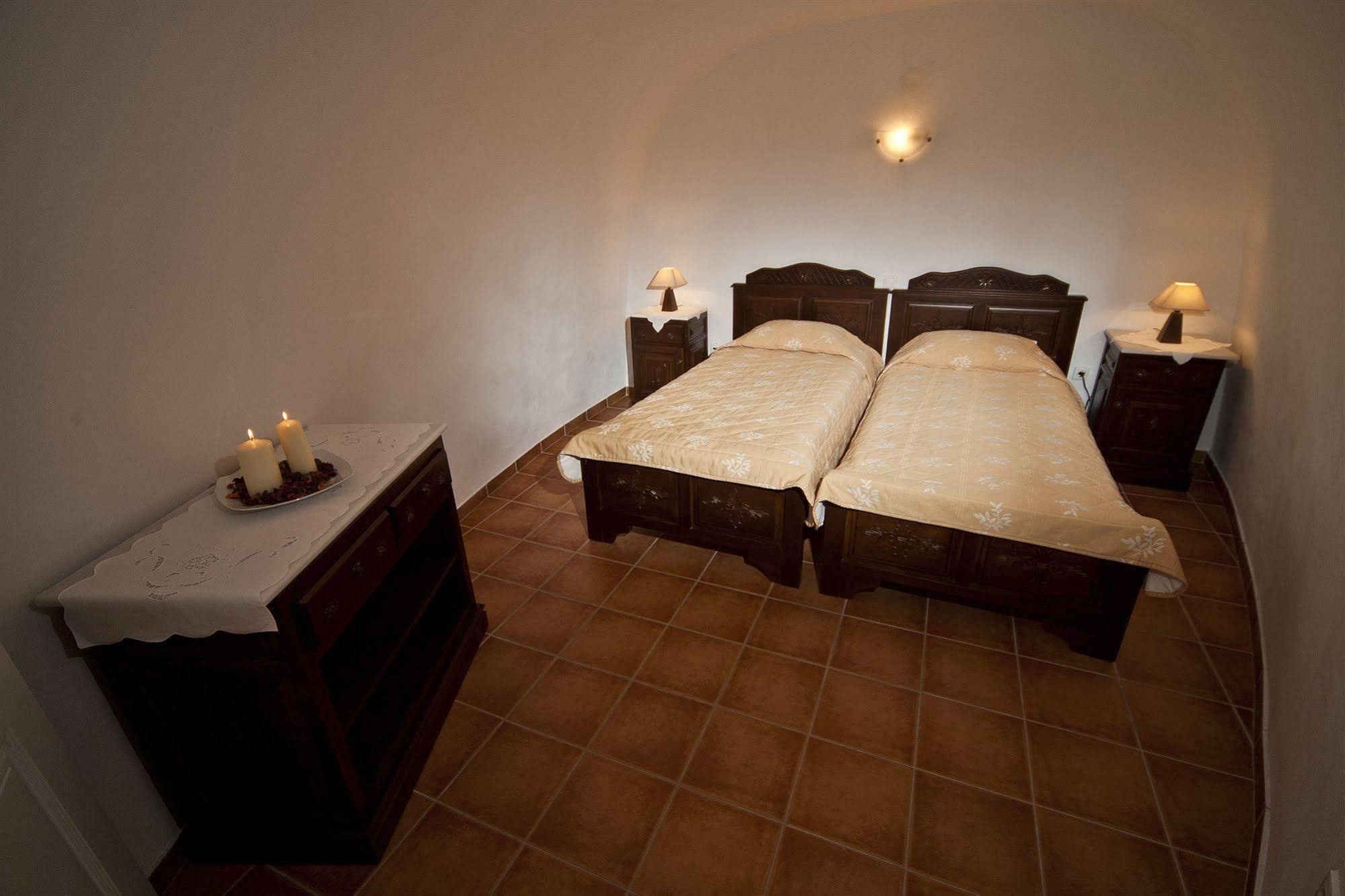 Delfini Villas Oia  Esterno foto
