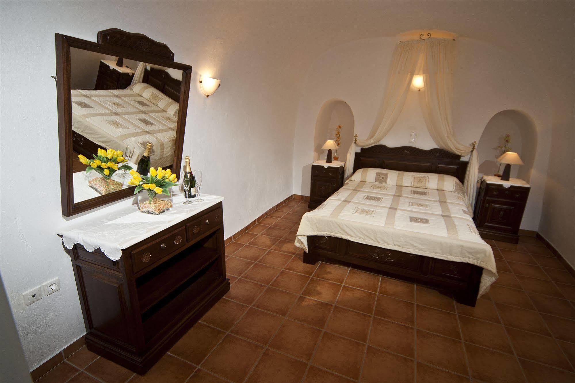 Delfini Villas Oia  Esterno foto