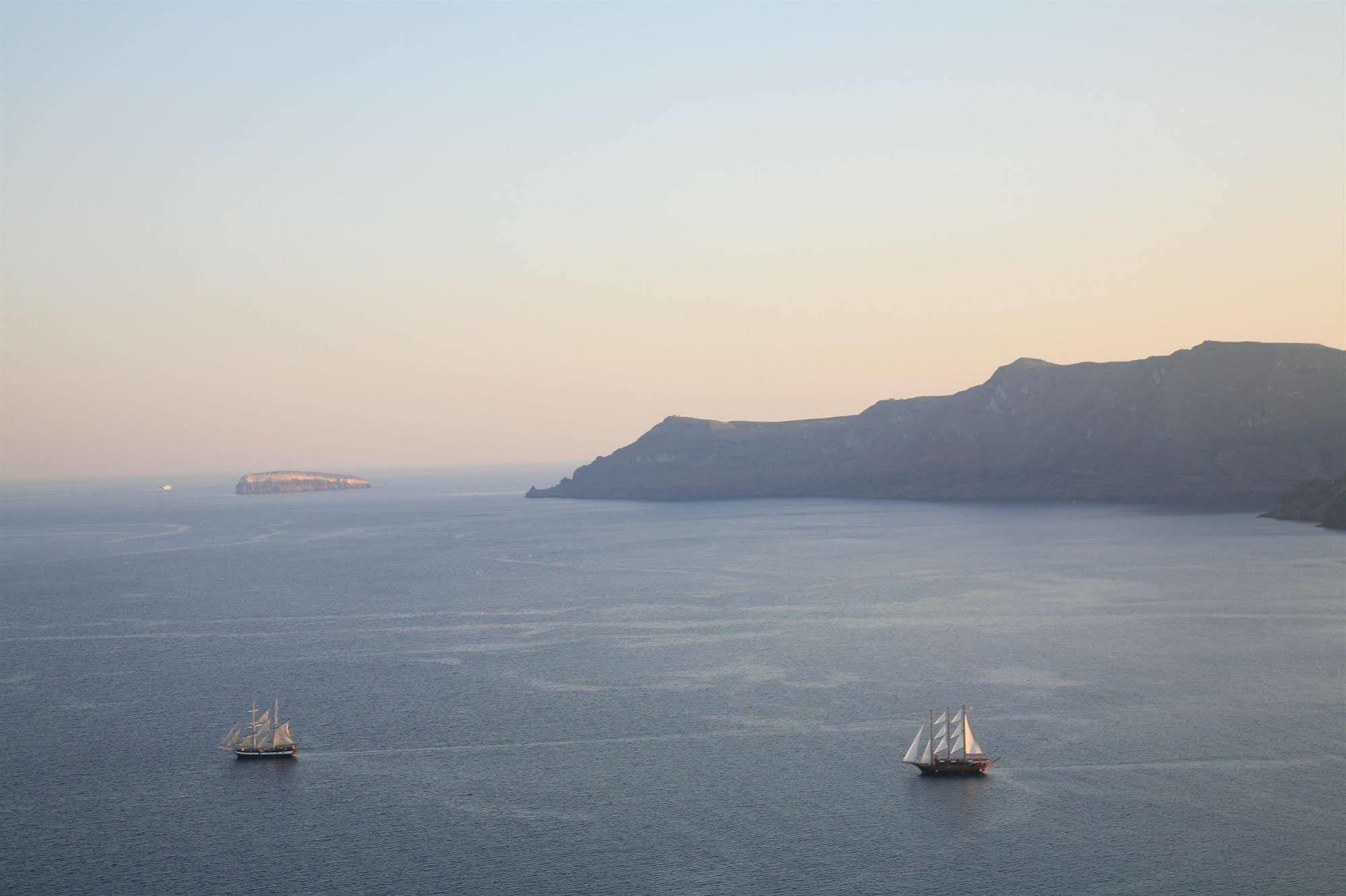 Delfini Villas Oia  Esterno foto
